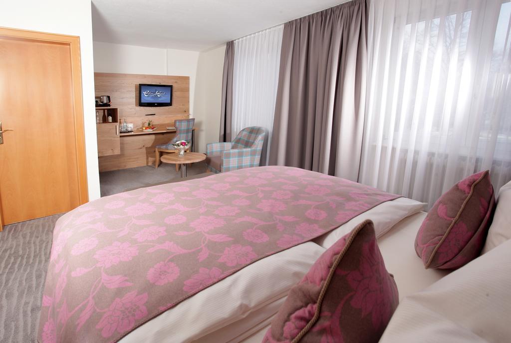 Eden Hotel Bad Krozingen Zimmer foto